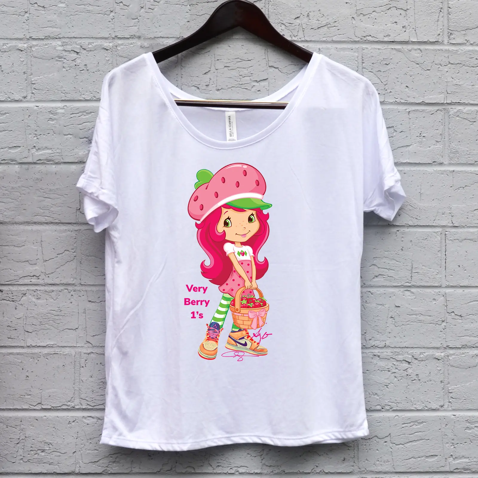 Sunshine and Daisies | Women's T-Shirts | Strawberry Shortcake
